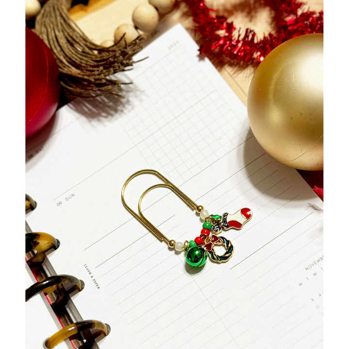 The Holiday Cheer Edit