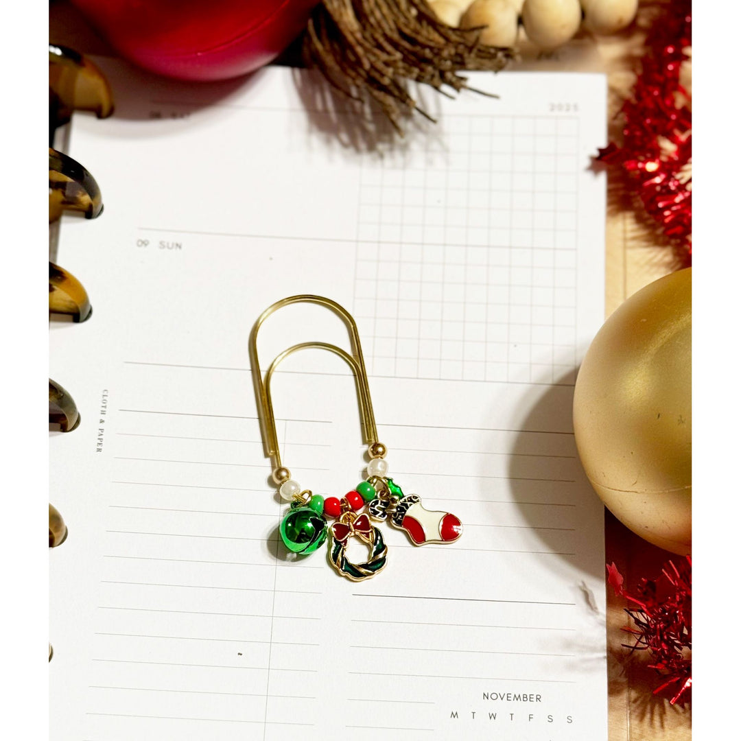 The Holiday Cheer Edit