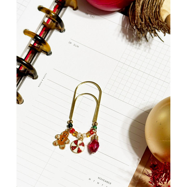 The Holiday Cheer Edit