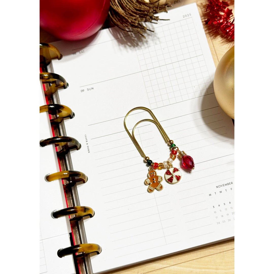 The Holiday Cheer Edit